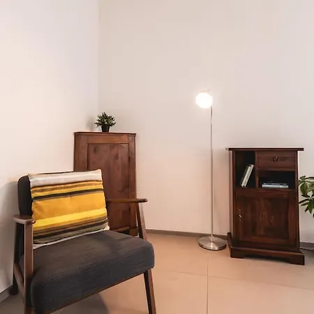 Casa Primo Maggio * Cerasolo