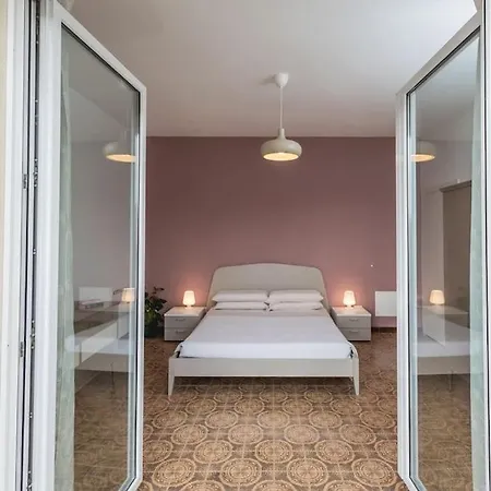 Feriehus Casa Primo Maggio *