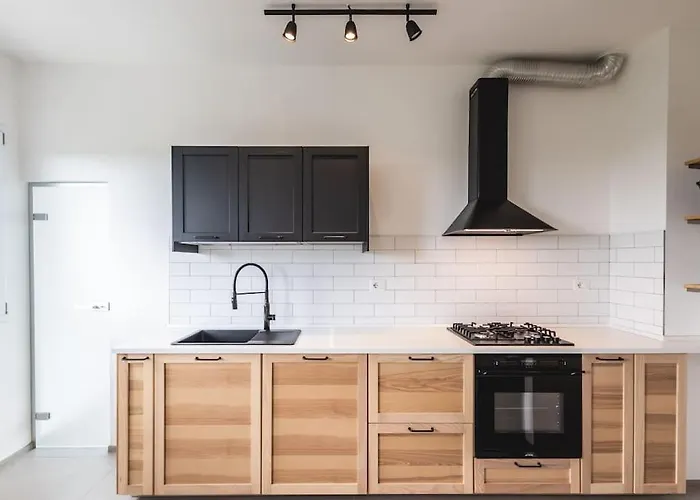 Casa Primo Maggio * Cerasolo